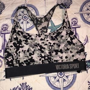 Victoria sport sports bra